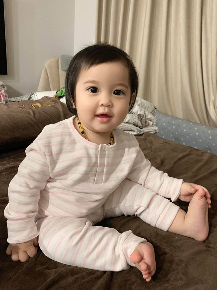 Những hoạt động đầu tiên của hội hot mom, hot face trên mạng xã hội khi năm mới 2020 vừa bước sang - Hình 8