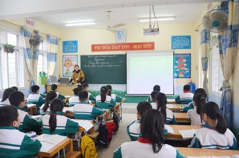 Quảng Ninh chi hơn 22 tỷ đồng mua sắm đồ dùng, thiết bị học tập cho học sinh vùng cao - Hình 1