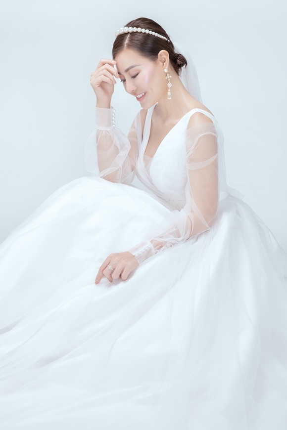 Thanh Hương kỷ niệm 10 năm kết hôn - Hình 4