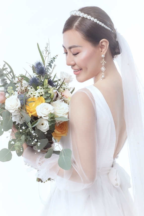 Thanh Hương kỷ niệm 10 năm kết hôn - Hình 6