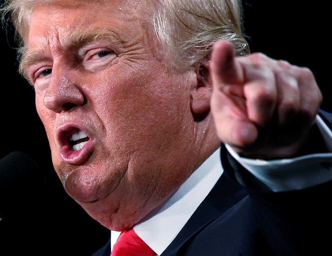 Trump nổi giận gửi cảnh báo lạnh người tới Iran - Hình 1