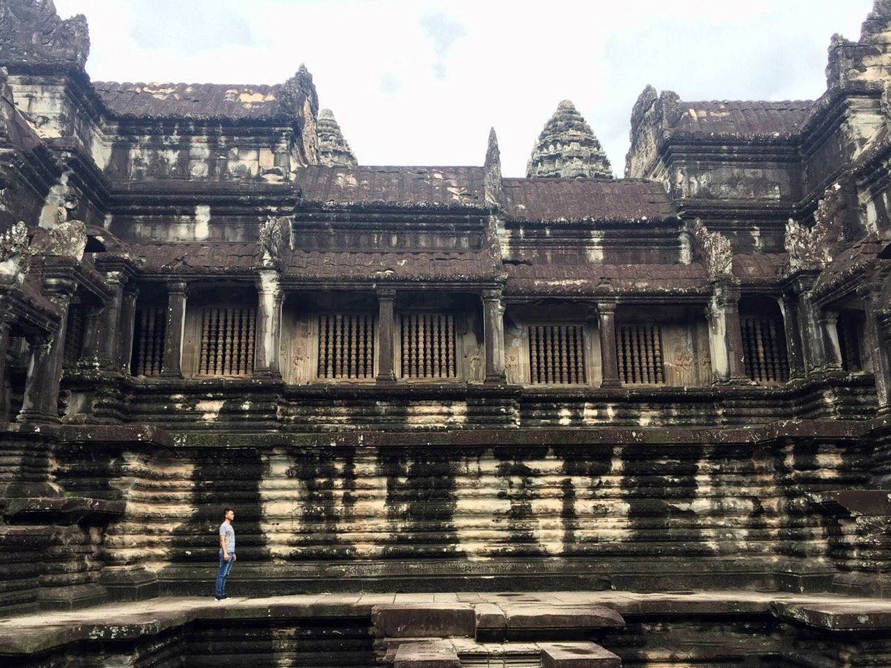 Quần thể di tích đền Angkor  Kỳ quan thế giới tại Campuchia  Báo Dân tộc  và Phát triển