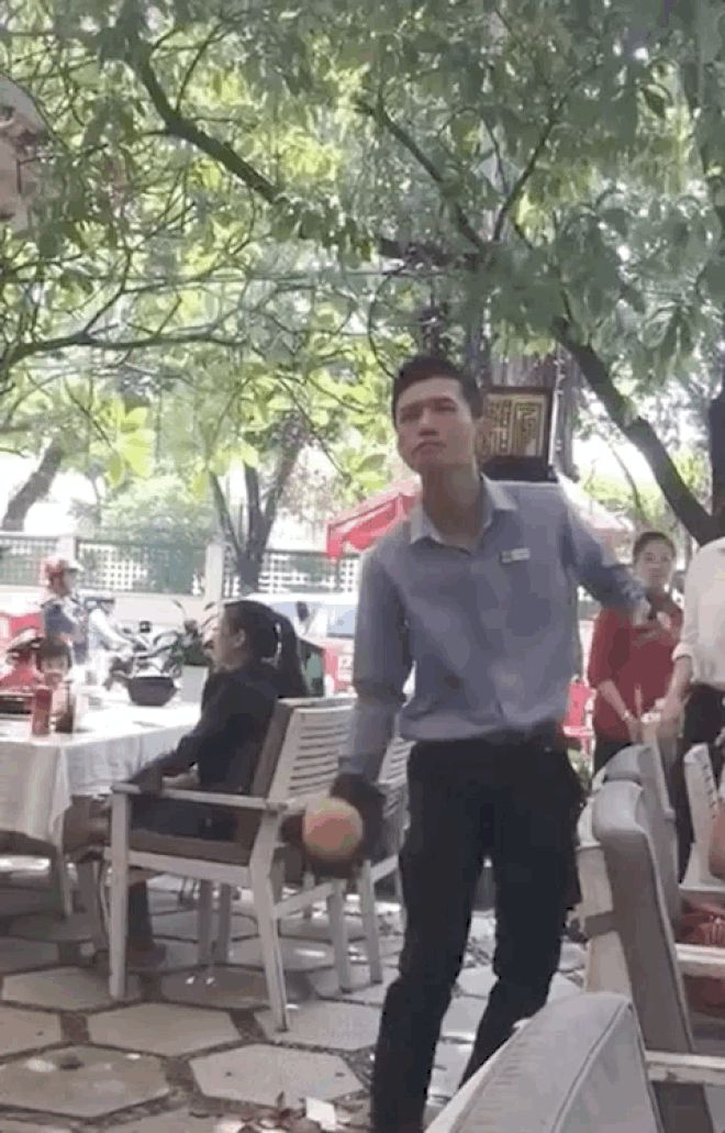 Ăn cơm thôi mà, vì sao phải đập cái nồi? - Hình 3