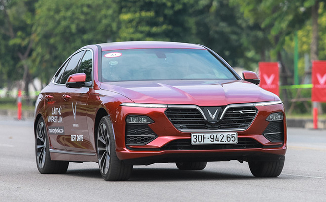 Bảng giá xe VinFast Lux A2.0 lăn bánh tháng 10/2020 - Hình 2