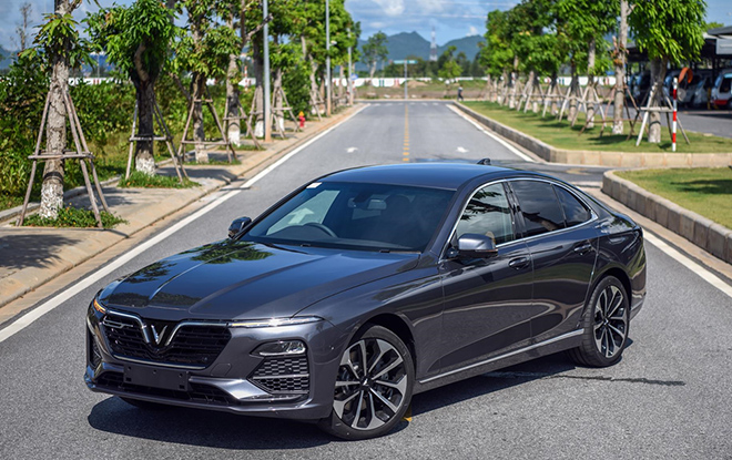 Bảng giá xe VinFast Lux A2.0 lăn bánh tháng 10/2020 - Hình 3