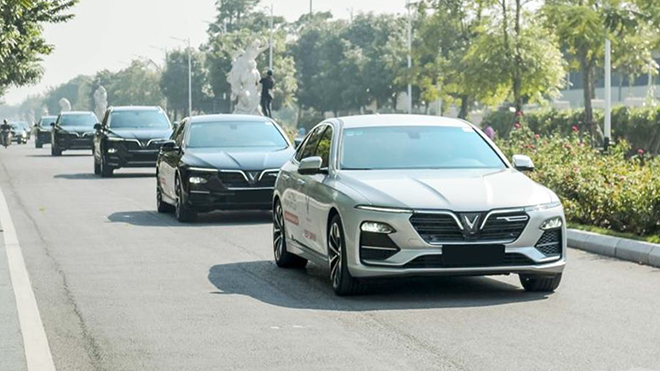 Bảng giá xe VinFast Lux A2.0 lăn bánh tháng 10/2020 - Hình 1