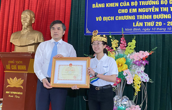 Bộ GD-ĐT khen quán quân Olympia 2020 Nguyễn Thị Thu Hằng - Hình 1