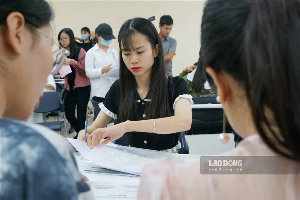 Dàn nữ sinh đạt 30/30 điểm xinh tươi trong ngày nhập học - Hình 6