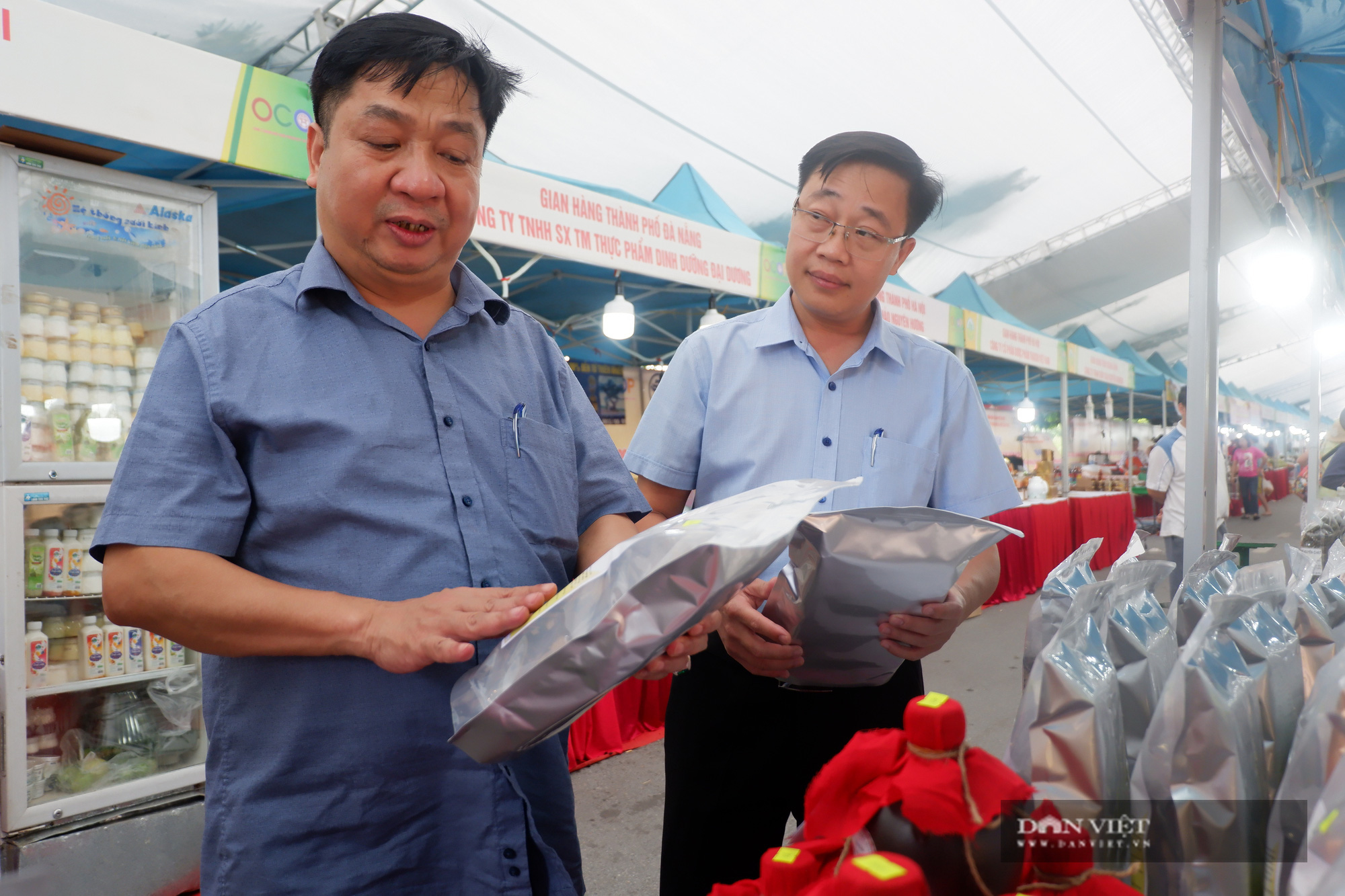 Hà Nội: Hàng trăm đặc sản OCOP quy tụ, nhiều hoạt động hấp dẫn khiến du khách thích thú - Hình 1