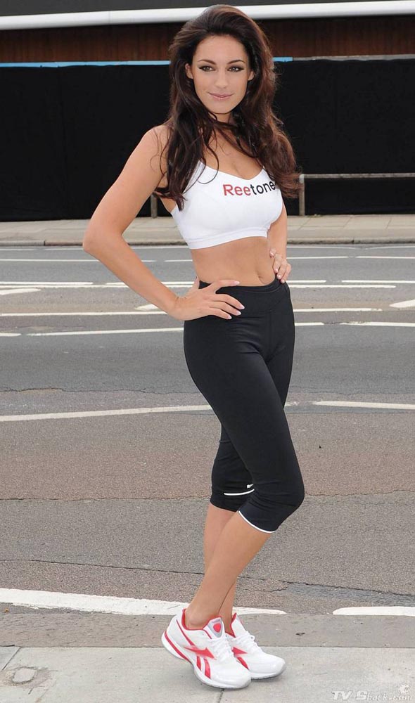 Kelly Brook ra sao sau vụ tấn công Jason Statham? - Hình 5