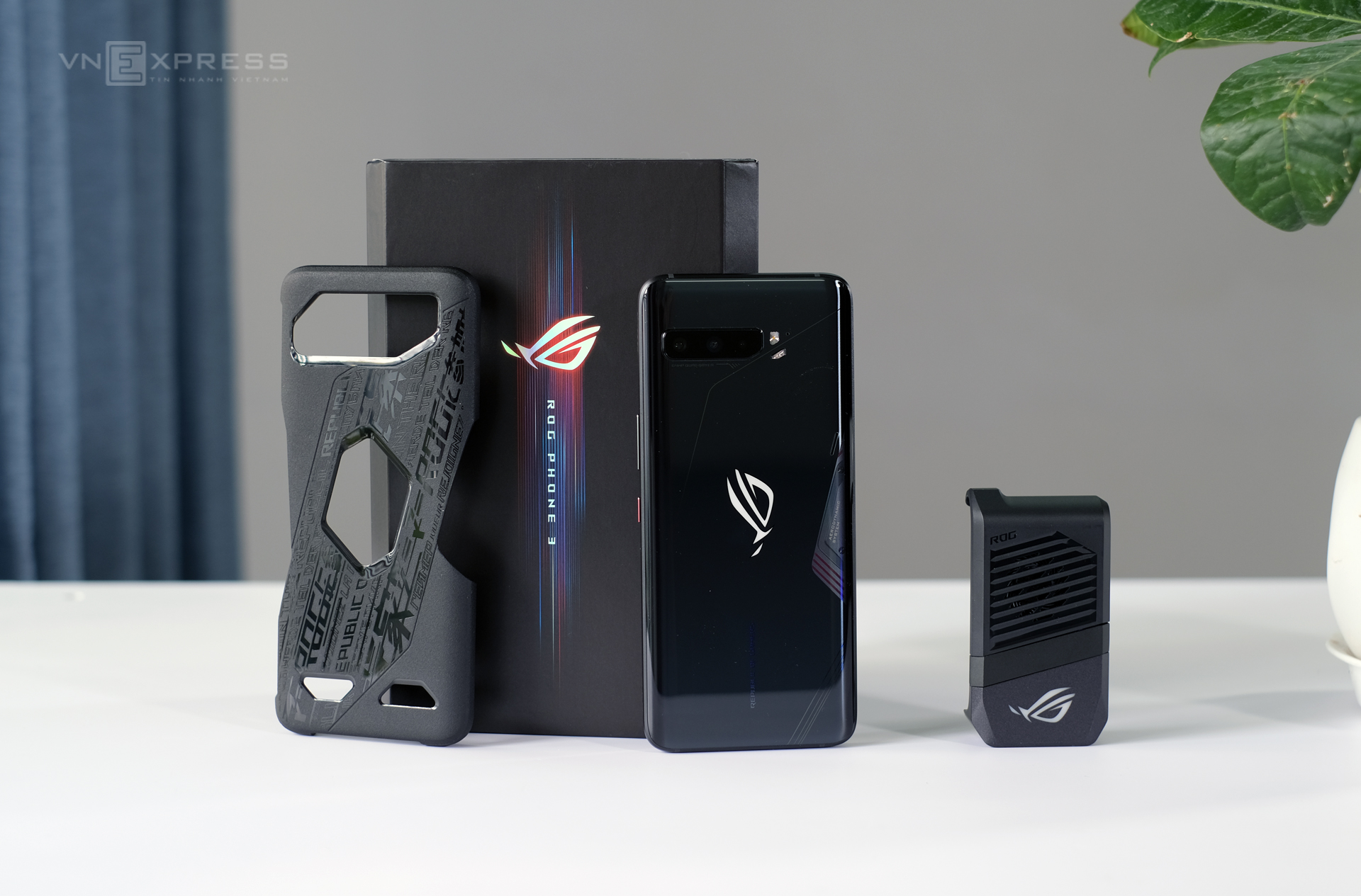 Smartphone mạnh nhất thế giới về Việt Nam - Hình 2