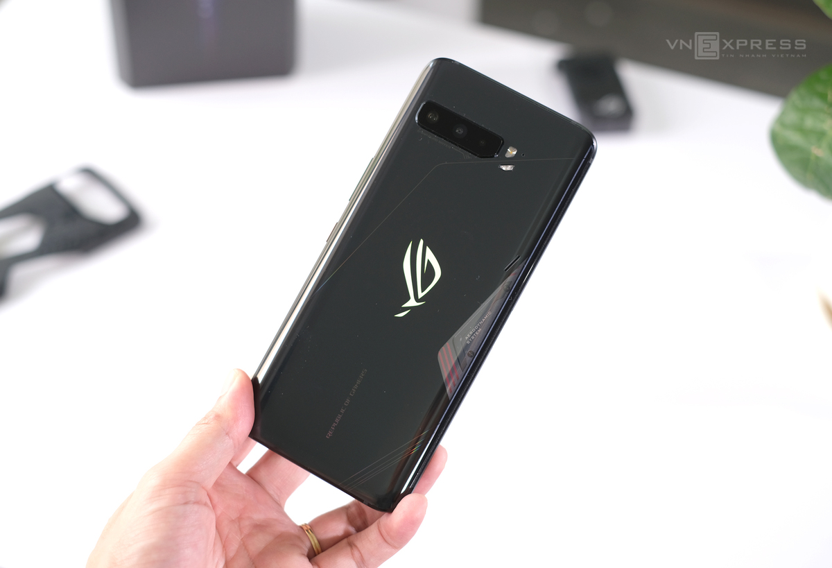 Smartphone mạnh nhất thế giới về Việt Nam - Hình 4