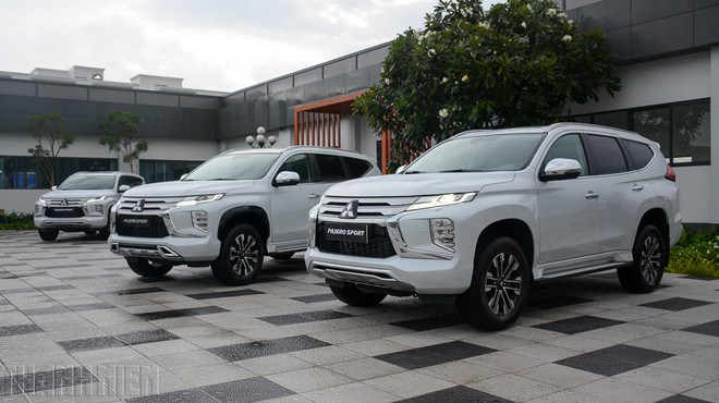 SUV 7 chỗ 'đua' cải tiến, Mitsubishi Pajero Sport quyết chiến Toyota Fortuner - Hình 1
