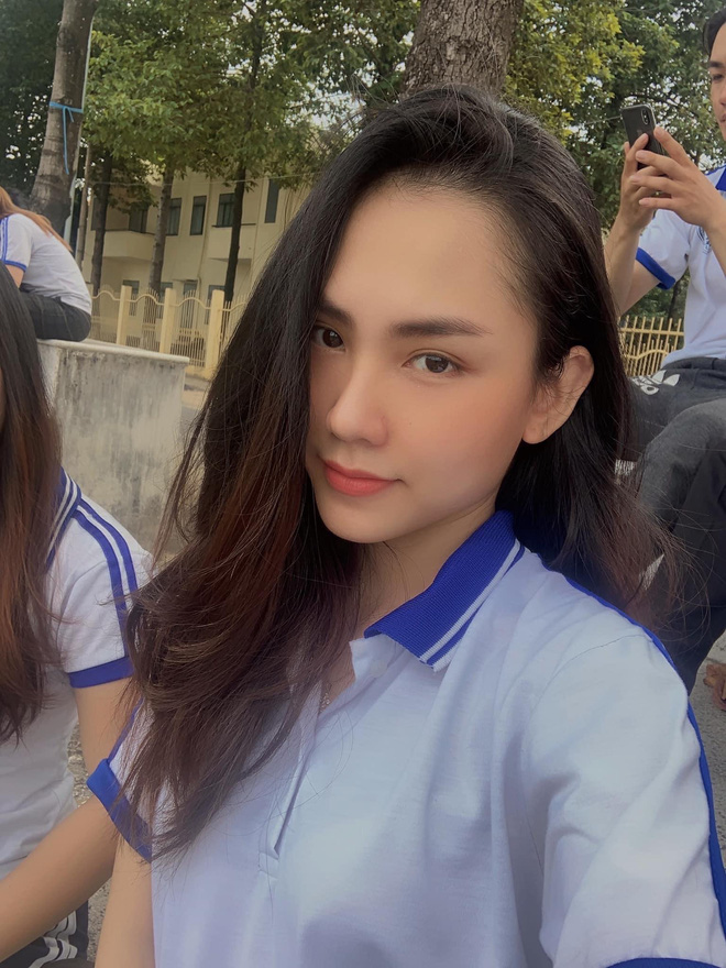 Mặt mộc gây choáng ngợp của thí sinh Hoa hậu Việt Nam 2020 - Hình 1