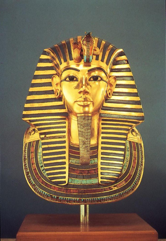 Open the lid  of Egypt's most famous coffin, suddenly see what's inside - Photo 3