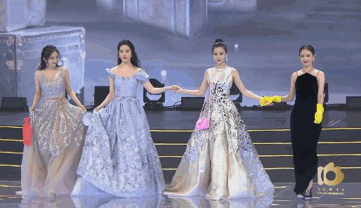 Soi ảnh nhan sắc hiện tại của Lưu Diệc Phi mới thấy thần tiên tỷ tỷ có visual xuống dốc nhanh nhất dàn mỹ nhân Cbiz? - Hình 2