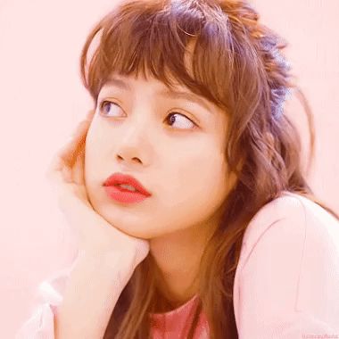 8 đôi mắt to tròn đẹp nhất Kpop: Lisa (BLACKPINK) có đặc điểm cực hiếm, búp bê sống nhà JYP nổi như cồn nhờ cửa sổ tâm hồn - Hình 1