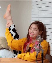 Khả năng uốn dẻo bẩm sinh của Dahyun (TWICE) - Hình 8