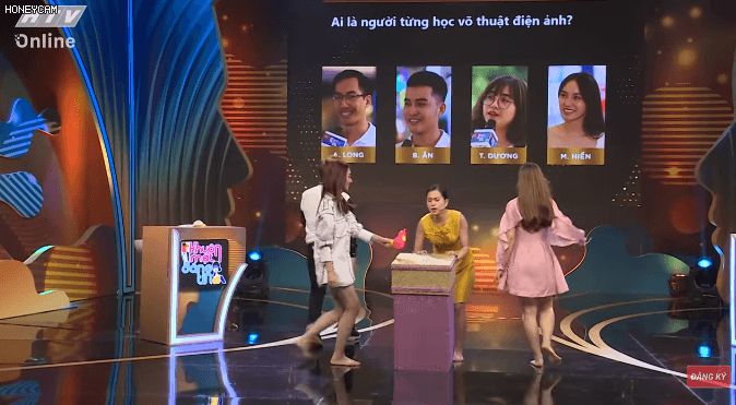 Lâm Vỹ Dạ gây tranh cãi dữ dội vì có thái độ cộc cằn với Ngân Khánh, chơi gameshow thua liền hất đổ đồ của chương trình - Hình 2