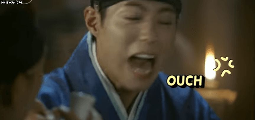 10 kiểu nhậu xỉn lố bà cố ở phim Hàn: Mợ chảnh Jeon Ji Hyun ôm giày khóc, Kim Soo Hyun khoe nhẹ siêu năng lực - Hình 4