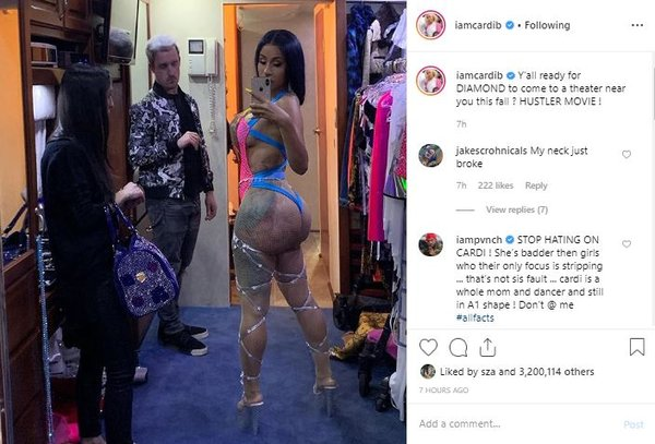 Breathtaking clip of Rapper Cardi B talking, her bust looks like it's about to jump out of her shirt - Photo 7