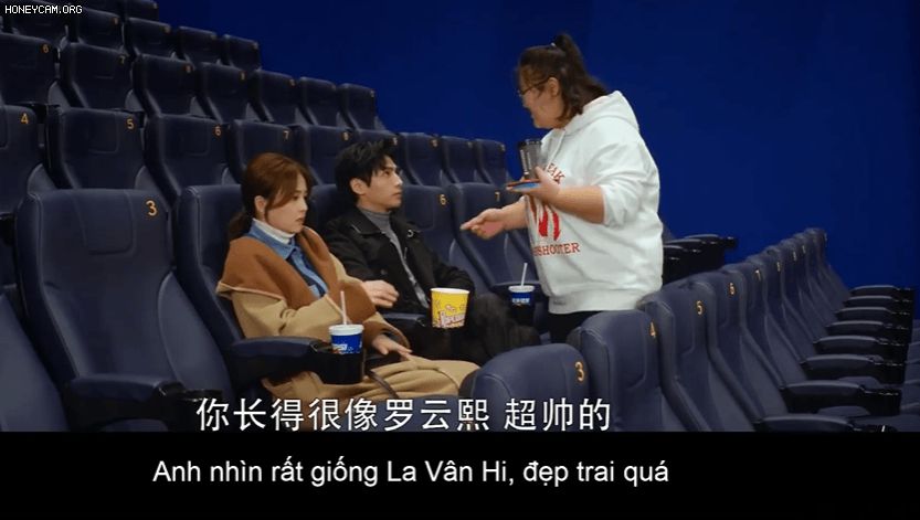 Tiết kiệm như ekip Nửa Đường Mật Nửa Đau Thương: Để trợ lý diễn viên đóng cameo, có cả thoại xịn cà khịa cặp đôi chính hẳn hoi luôn - Hình 6