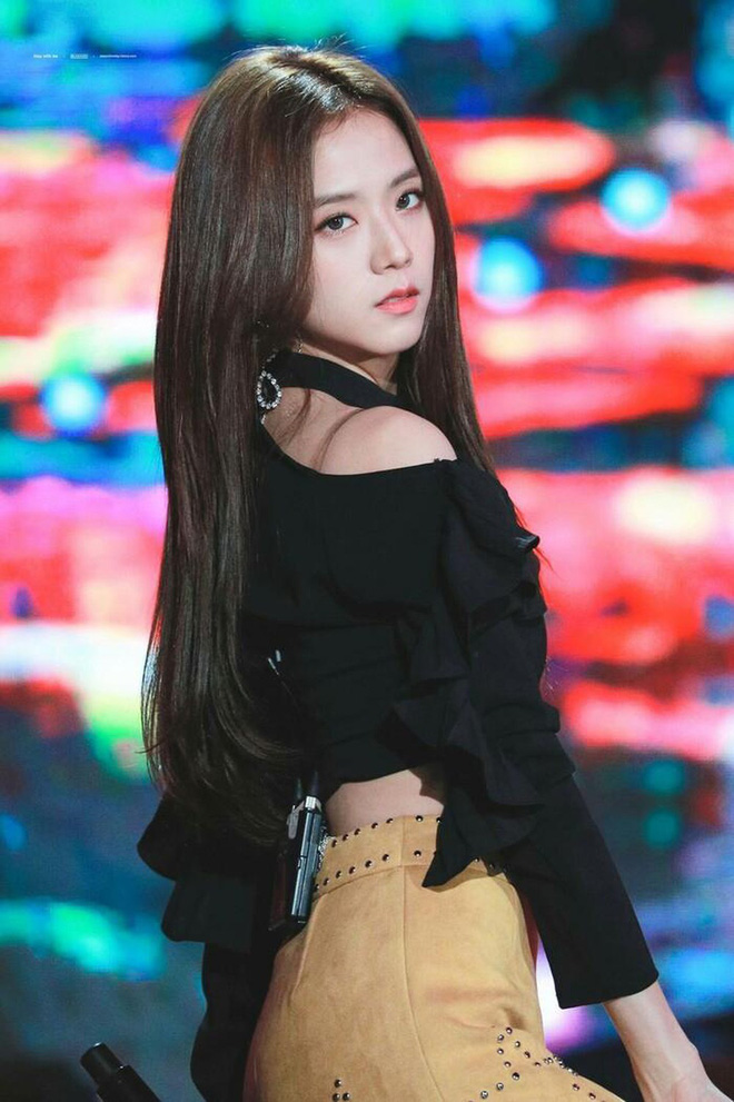 Jisoo (BLACKPINK) chốt đơn làm nữ chính trung tâm ở Snowdrop, sánh đôi Jung Hae In, netizen bất bình thay nữ phụ - Hình 2