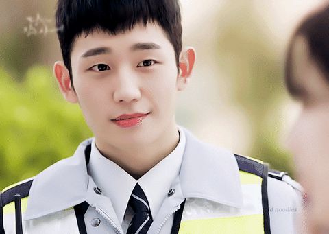 Jung Hae In - Tình màn ảnh đầu tiên của Jisoo (BLACKPINK): Cực phẩm visual, dính tin đồn hẹn hò từ Son Ye Jin đến Kim Go Eun - Hình 4