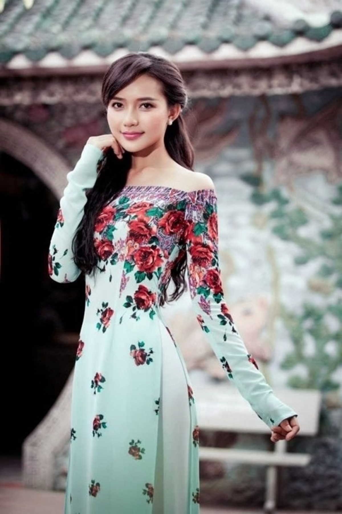 Вьетнамская мода. Аозай. Вьетнамское платье аозай. Ao dai Блэк. Вьетнамское платье аозай черный.