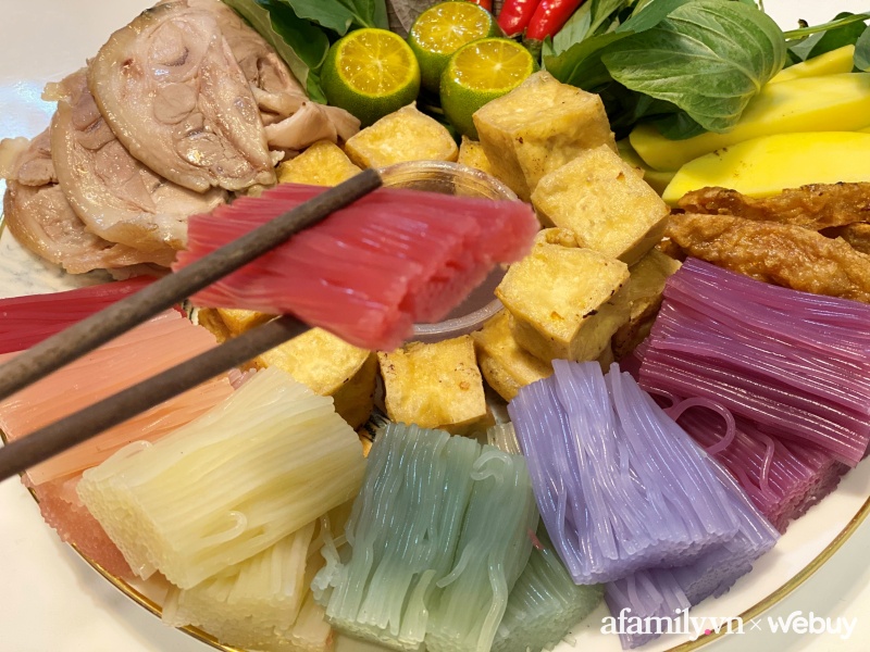 Ăn thử bún đậu mắm tôm phiên bản... cầu vồng: 10 điểm ngoại hình, 9 điểm healthy còn hương vị mỗi người một ý - Hình 8