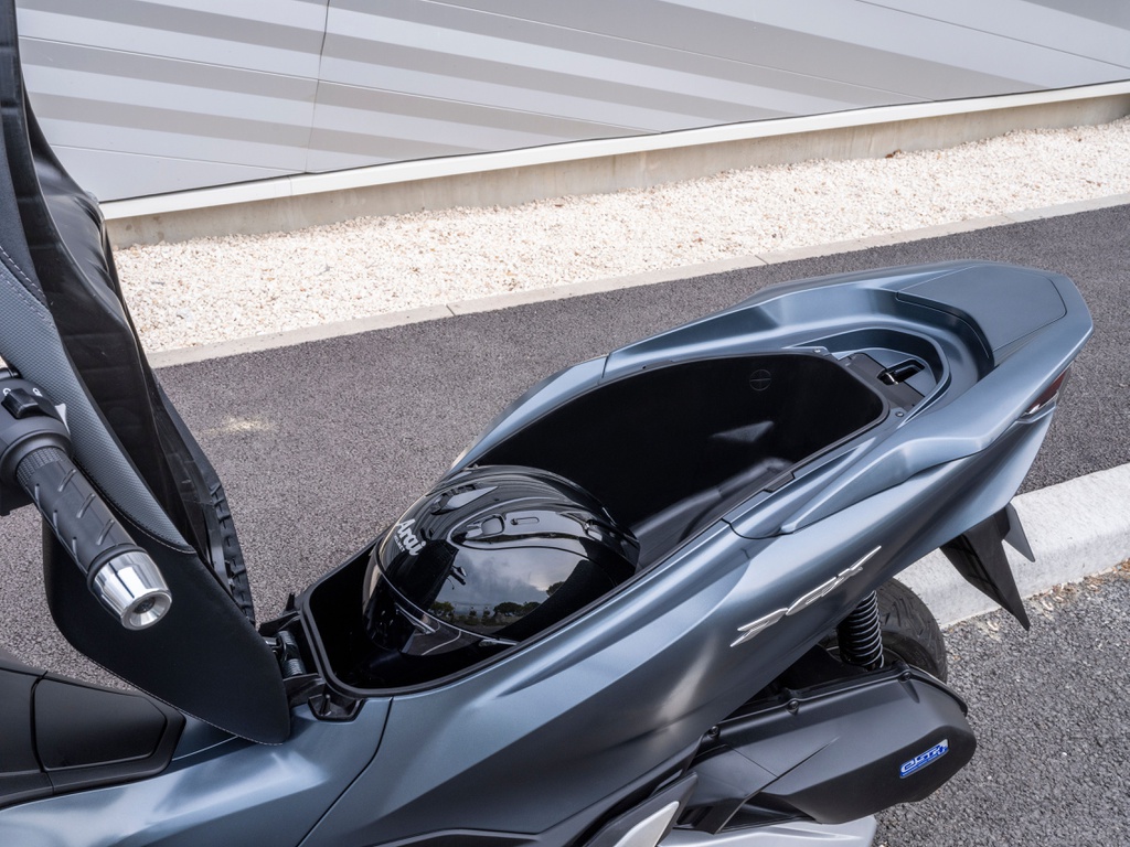 Honda PCX 125 đời 2021 được ra mắt - Hình 7