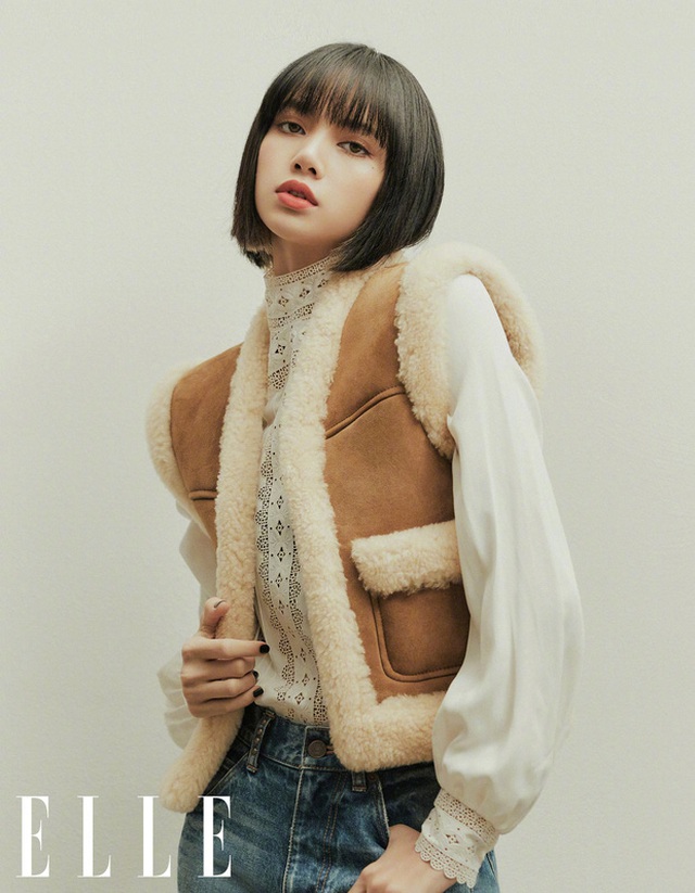 Mỹ nhân sở hữu gương mặt đẹp nhất châu Á Lisa khoe vai trần gợi cảm - Hình 10