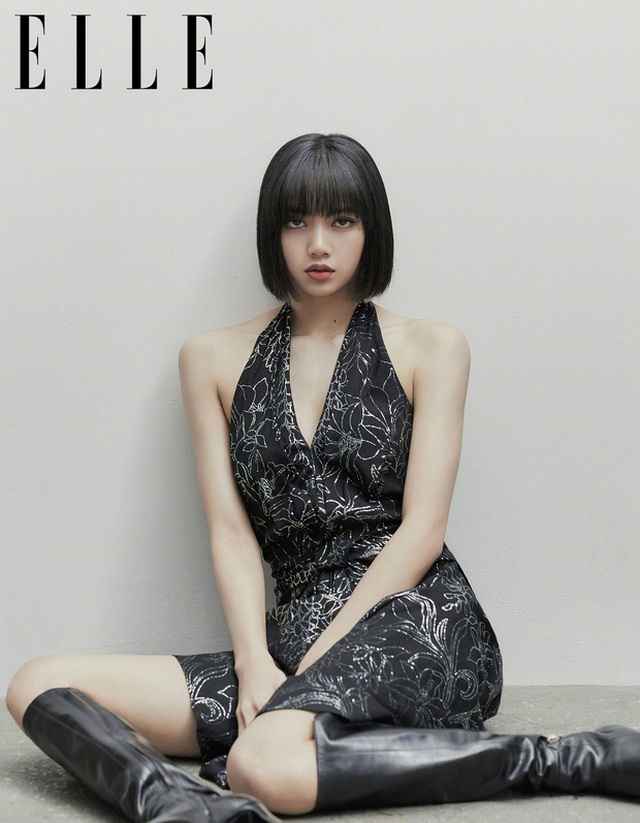 Mỹ nhân sở hữu gương mặt đẹp nhất châu Á Lisa khoe vai trần gợi cảm - Hình 1