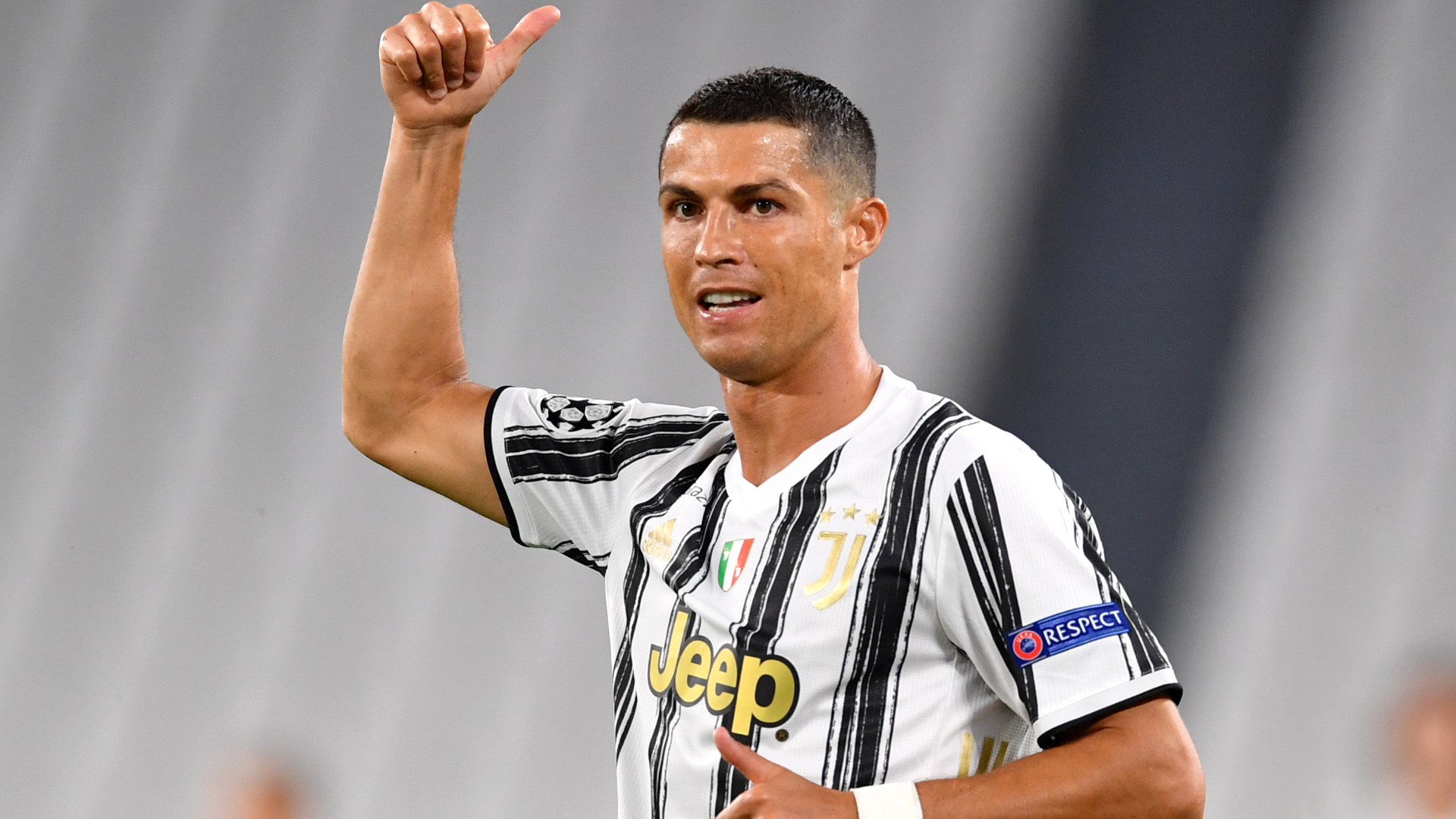 Ronaldo nói gì về khả năng trở lại MU? - Hình 1