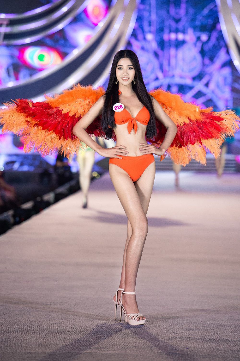 Ngắm thí sinh Hoa hậu Việt Nam 2020 trong trang phục áo tắm - Hình 9