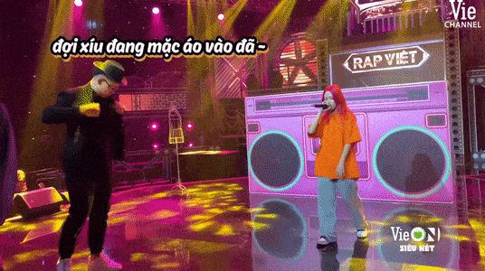 Hết thuộc bài hơn cả MCK, thánh ăn cẩu lương GDucky còn làm dancer cho Tlinh - Hình 1