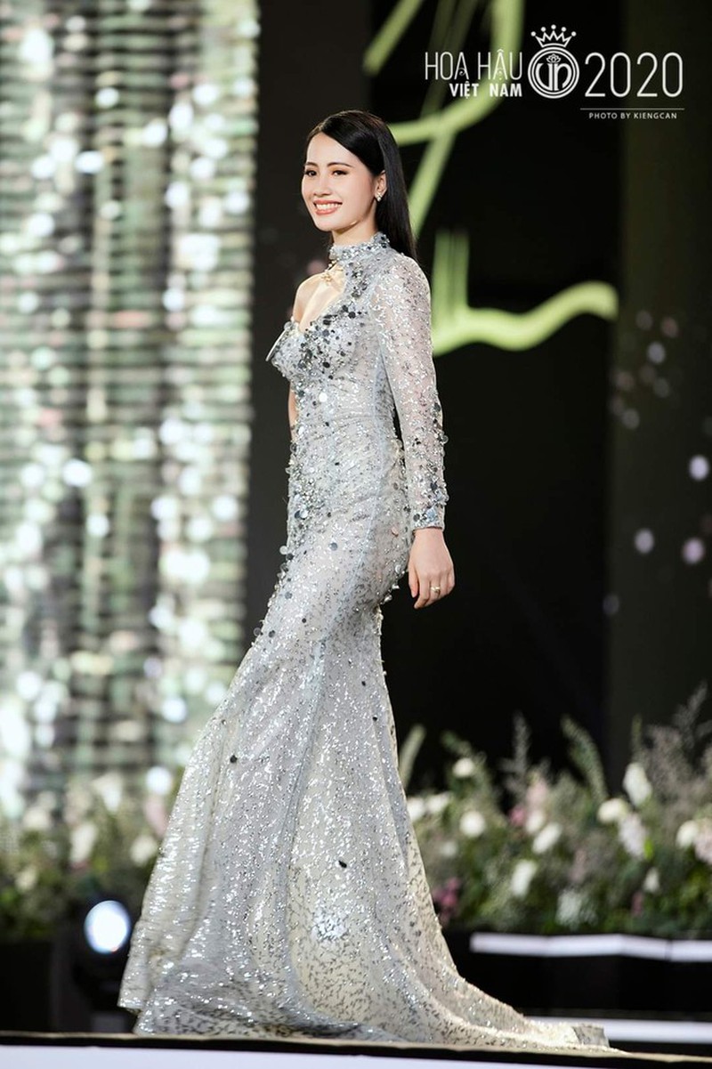 Ngắm người đẹp có vòng 3 khủng vào chung kết Hoa hậu Việt Nam - Hình 17