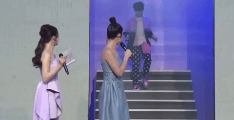 Netizen khủng bố sự kiện livestream khi Hương Giang làm MC: 30 phút quay toàn Thuý Ngân, zoom rõ nàng Hậu chỉ 2 lần và thả giận dữ liên tục - Hình 1