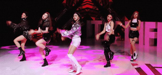 ITZY được Knet chọn là idol nhảy đỉnh nhất vì ít nhất 3 mẩu thừa sức làm main dancer nhóm khác, thành viên lỗ hổng cũng được bênh - Hình 1