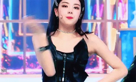 ITZY được Knet chọn là idol nhảy đỉnh nhất vì ít nhất 3 mẩu thừa sức làm main dancer nhóm khác, thành viên lỗ hổng cũng được bênh - Hình 10