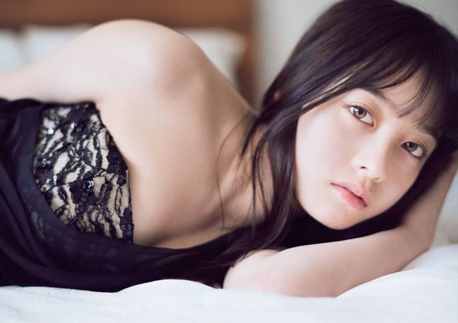 Bất ngờ với vẻ đẹp và danh tính 10 người đàn bà gợi tình nhất Nhật Bản - Hình 11