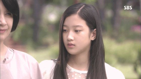 Moon Ga Young - Nữ chính True Beauty: Xuất thân danh giá, nhan sắc đỉnh cao lại được cả hội nam thần EXO cưng như trứng - Hình 8