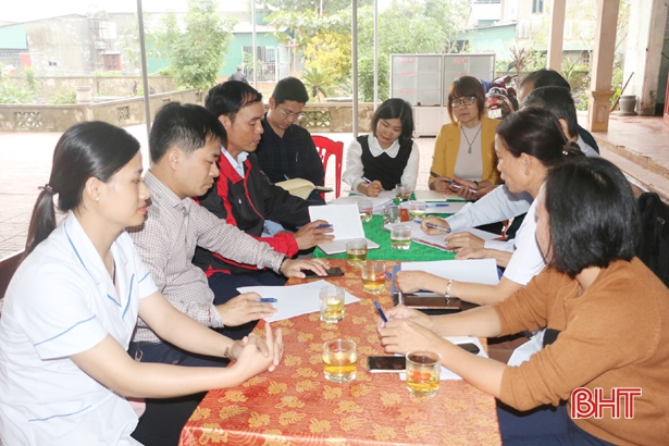 Bộ Y tế giám sát, hỗ trợ phòng chống dịch bệnh sau mưa lũ tại Hà Tĩnh - Hình 2