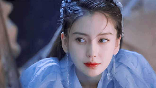 Angelababy đóng phim với đàn em không nổi, netizen đoán: Do chị hết thời? - Hình 4