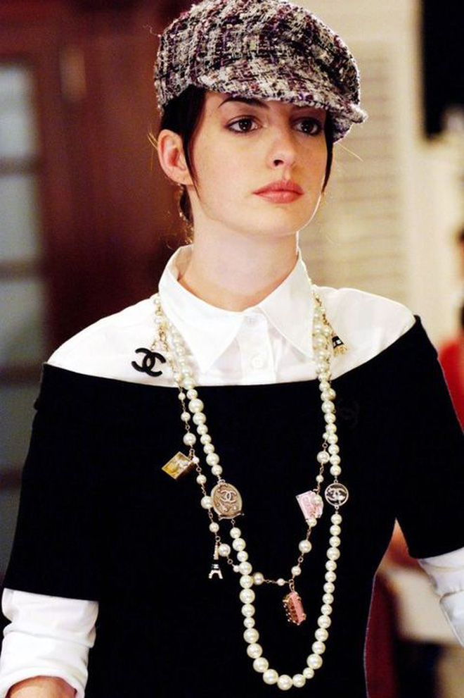 Anne Hathaway after 20 years: Hollywood's beautiful princess blossoms into a talented sharp-toothed witch - Photo 13
