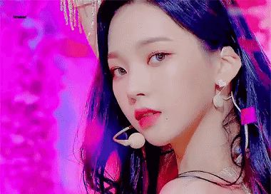 Dân tình á ố vì góc nghiêng của center nói xấu EXO - BLACKPINK Karina (aespa): Đẹp như đồ họa nhưng lại là sản phẩm dao kéo? - Hình 10