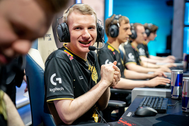 G2 Jankos: Thay vì làm đồng đội với Faker, tôi muốn đánh bại anh ấy trong trận Chung kết, vì tin này hot hơn - Hình 1