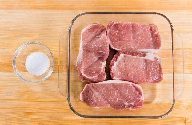 Hé lộ công thức thịt heo áp chảo mật ong tỏi thơm lừng gian bếp đang được chị em săn lùng - Hình 4