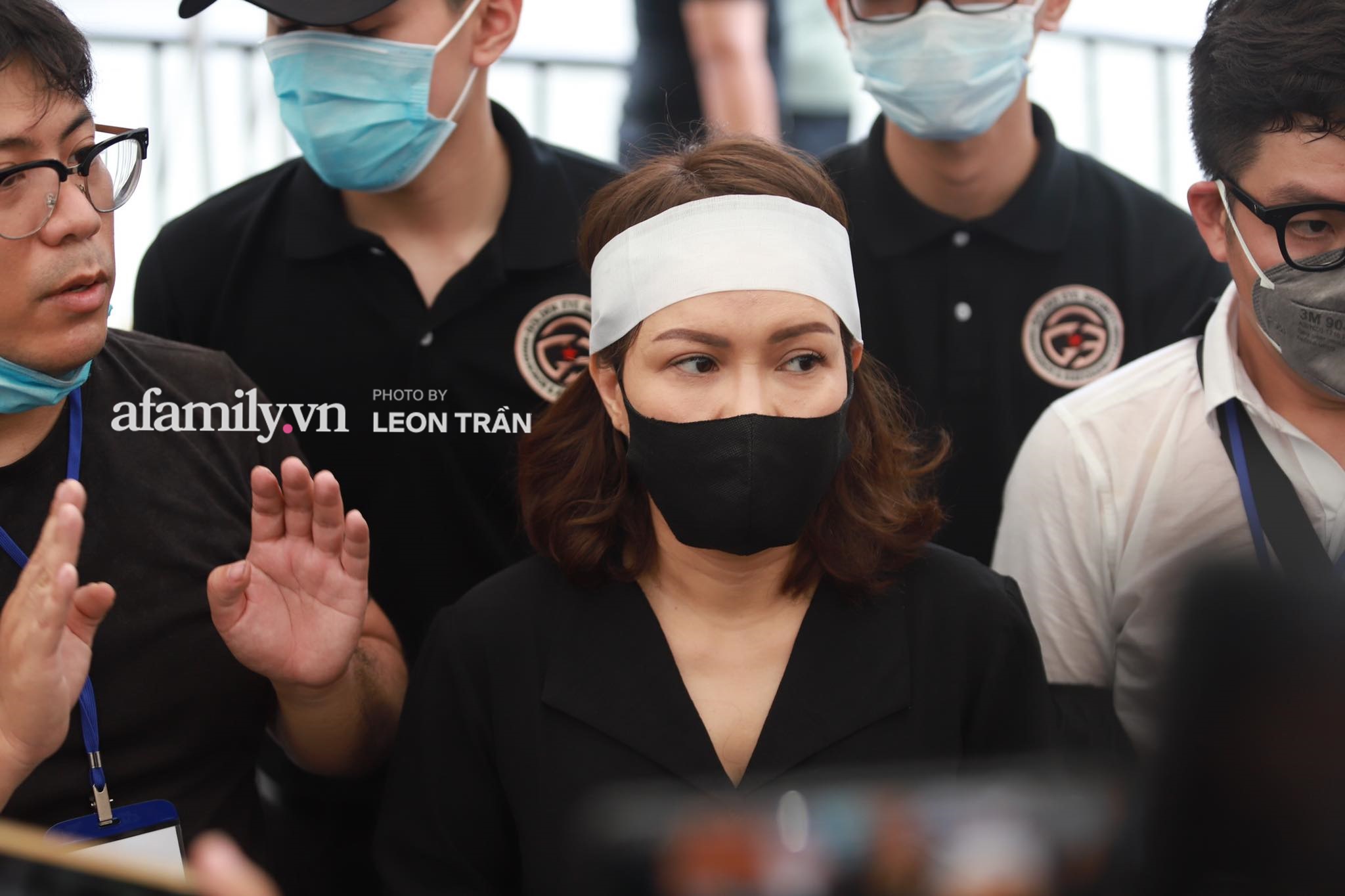 Nghệ sĩ Việt Hương tiết lộ thời gian chính xác đưa linh cữu cố nghệ sĩ Chí Tài sang Mỹ - Hình 5