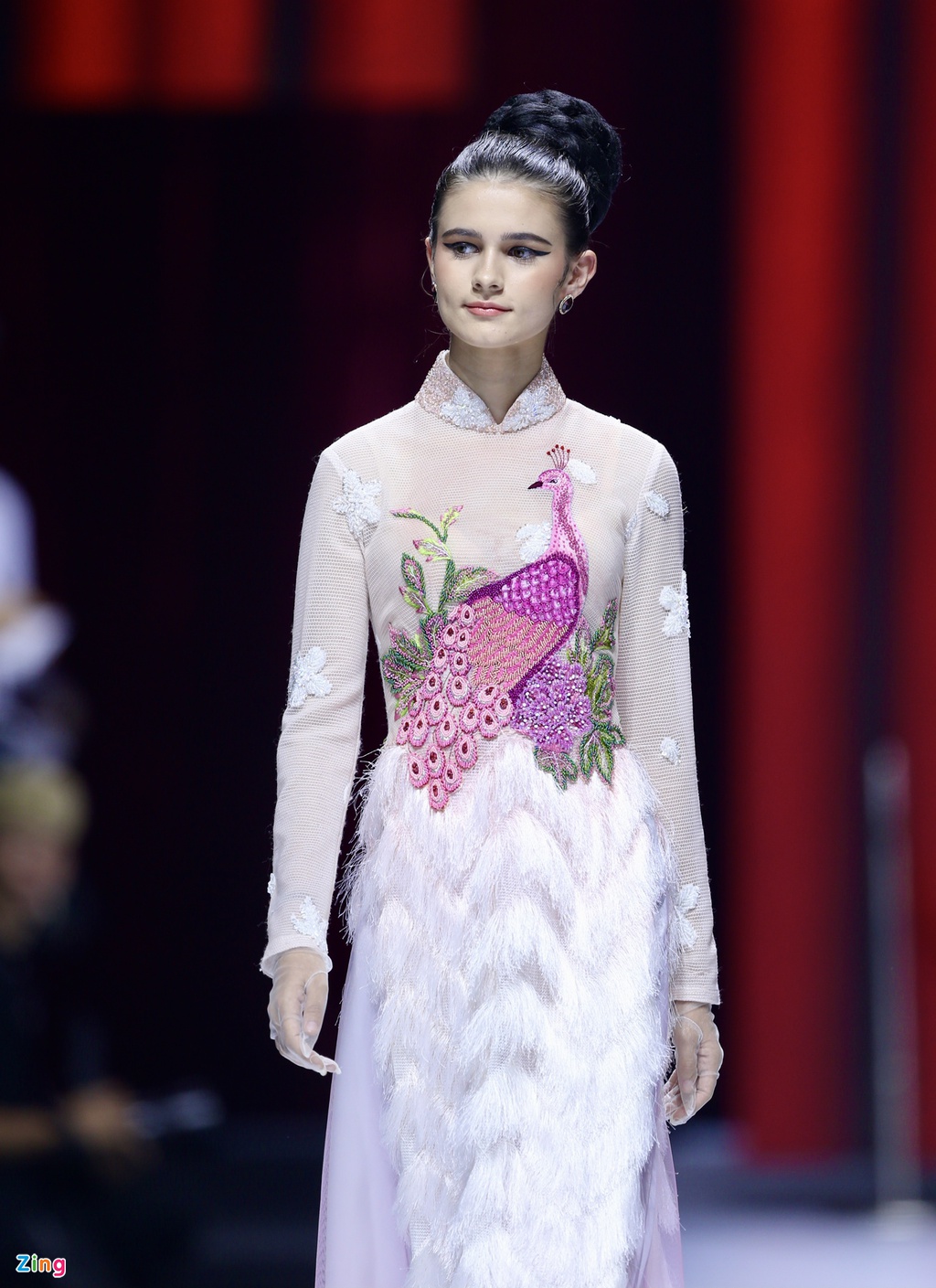 Nhà thiết kế Bảo Bảo lăng xê áo dài, đồ bà ba cho sui gia - Hình 20